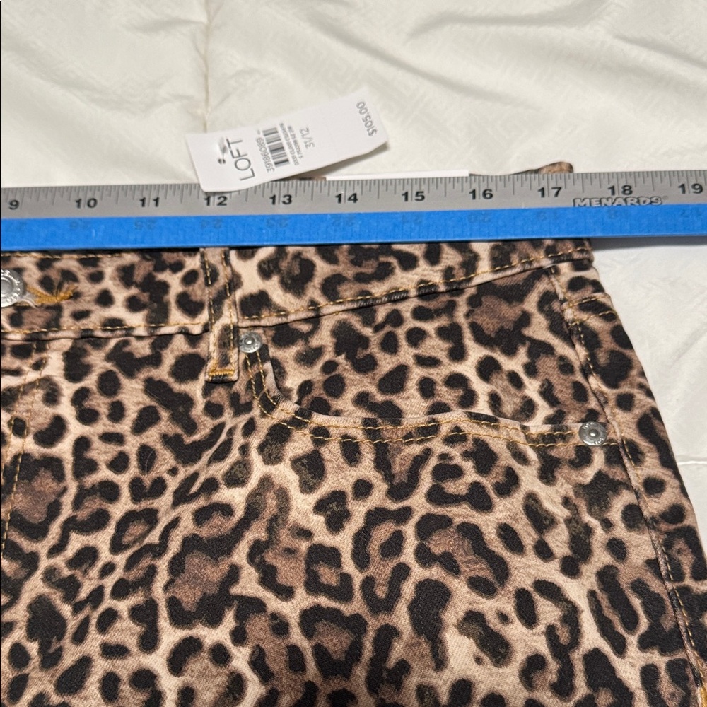 LOFT Leopard Print Wide Leg Jeans - Picture 4 of 13